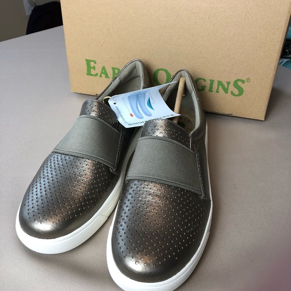 earth brands footwear